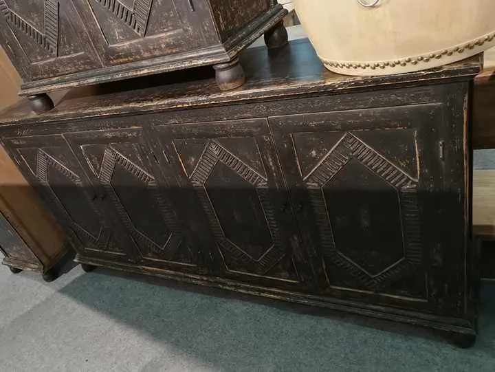 خزانة ملابس عتيقة ,antique wardrobe