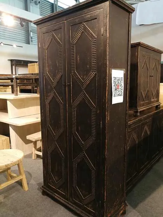خزانة ملابس عتيقة ,antique wardrobe