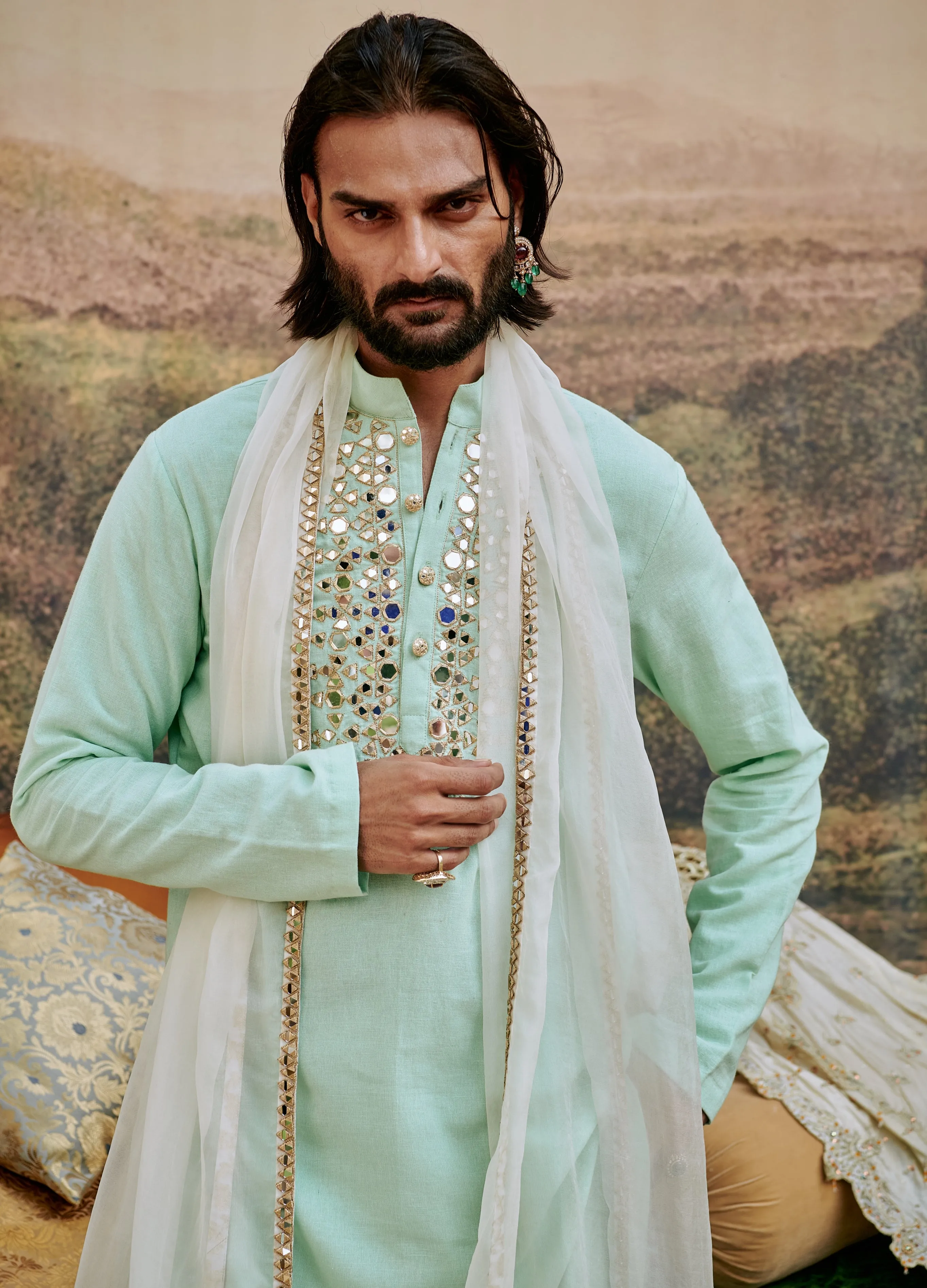 Aasmani Kurta Set