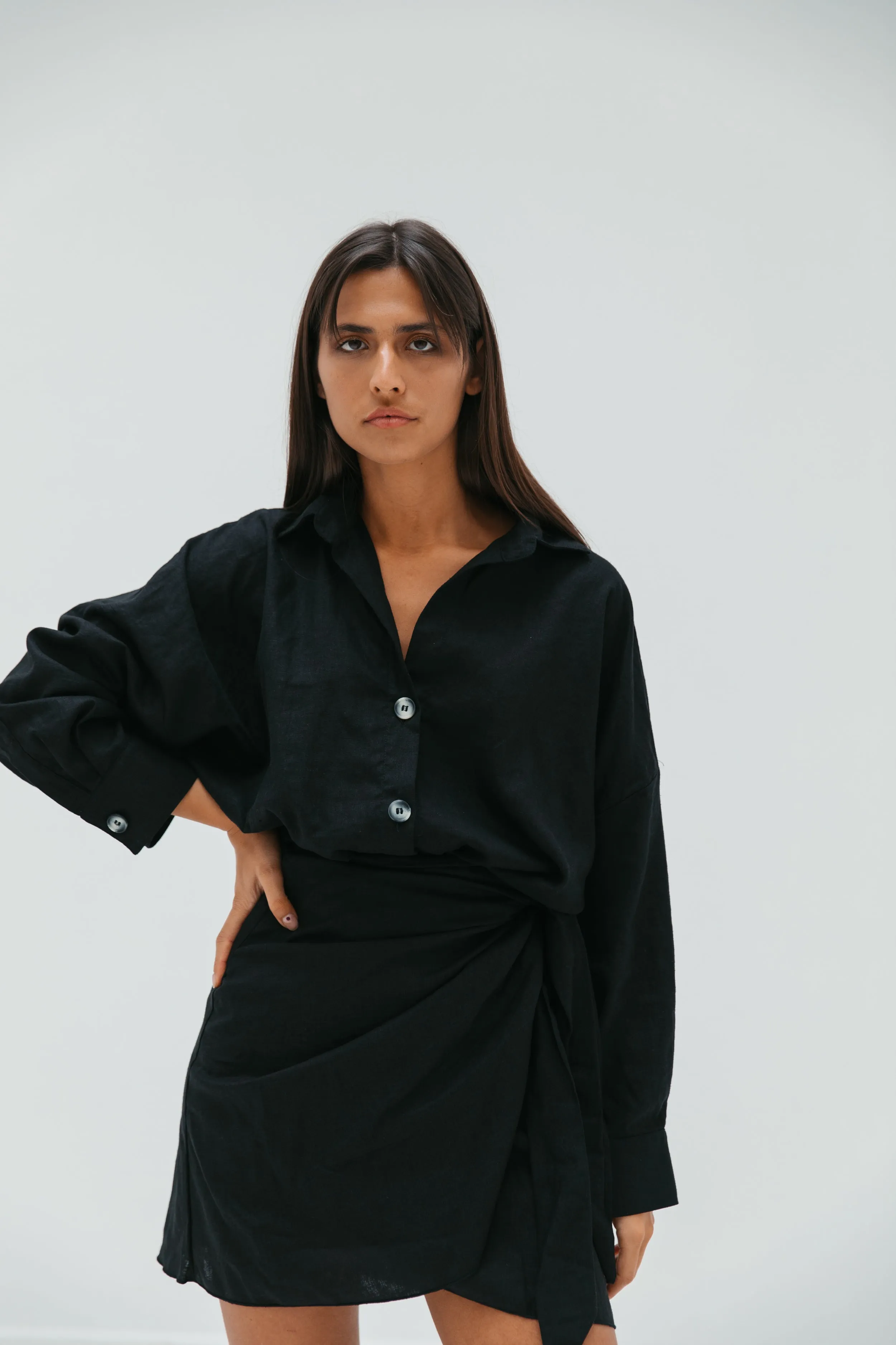 amelia linen wrap skirt black