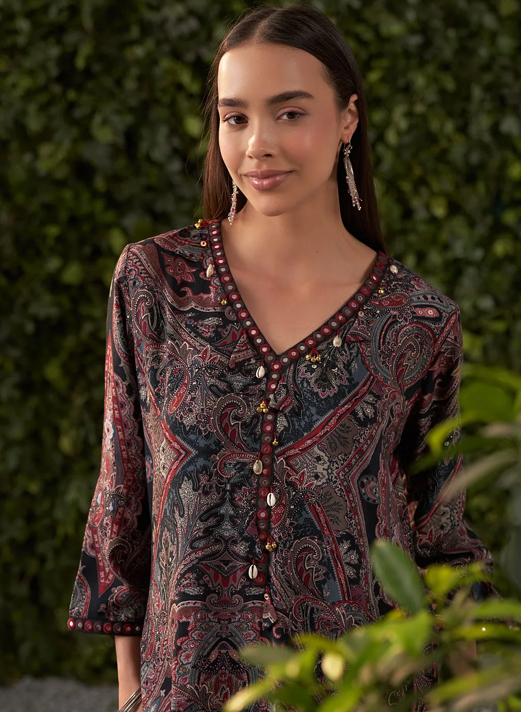 Kimaya Black Printed Rayon Kurta for Women
