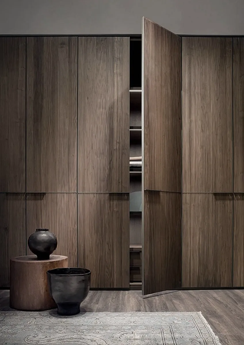 Seryasse Wardrobe