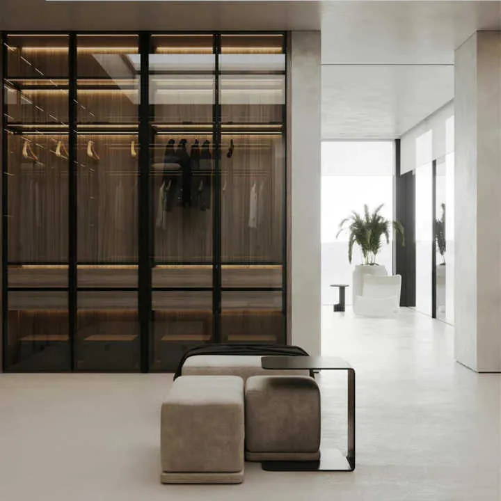 wardrobe  خزانة ملابس